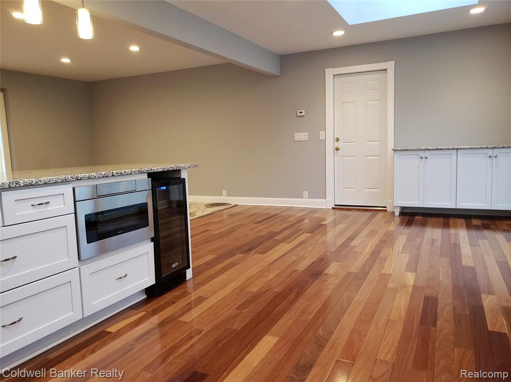 40241 Fairway Road Northville, MI 48167 - Photo 9 of 26