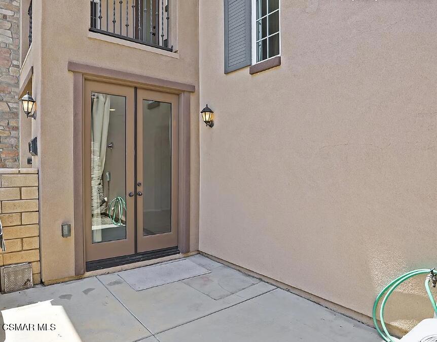 458 Stratus Lane, Unit 5 Simi Valley, CA 93065 - Photo 11 of 13 a view of an entryway