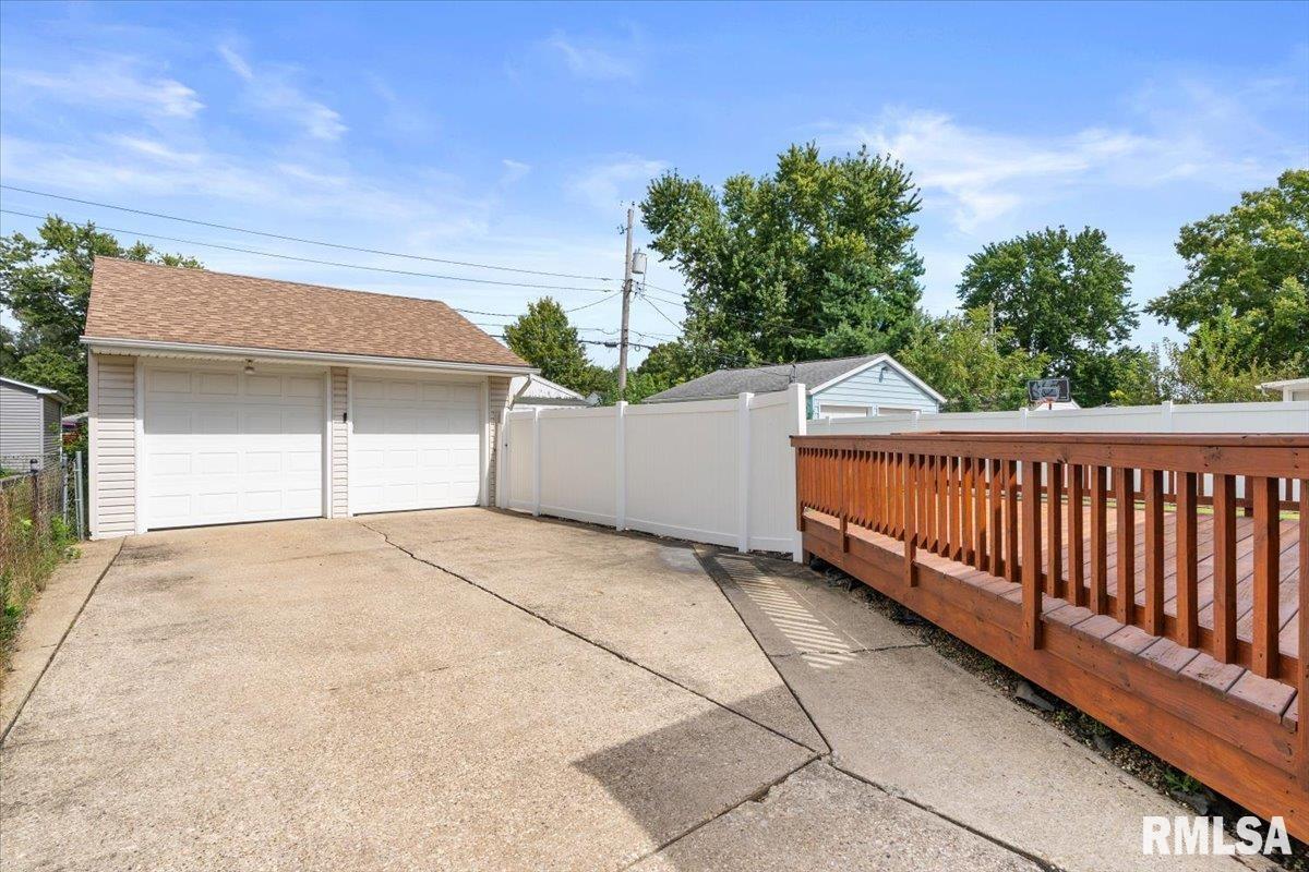 3041 East Trinity Avenue Springfield, IL 62702 - Photo 31 of 37 Gallery Image 31