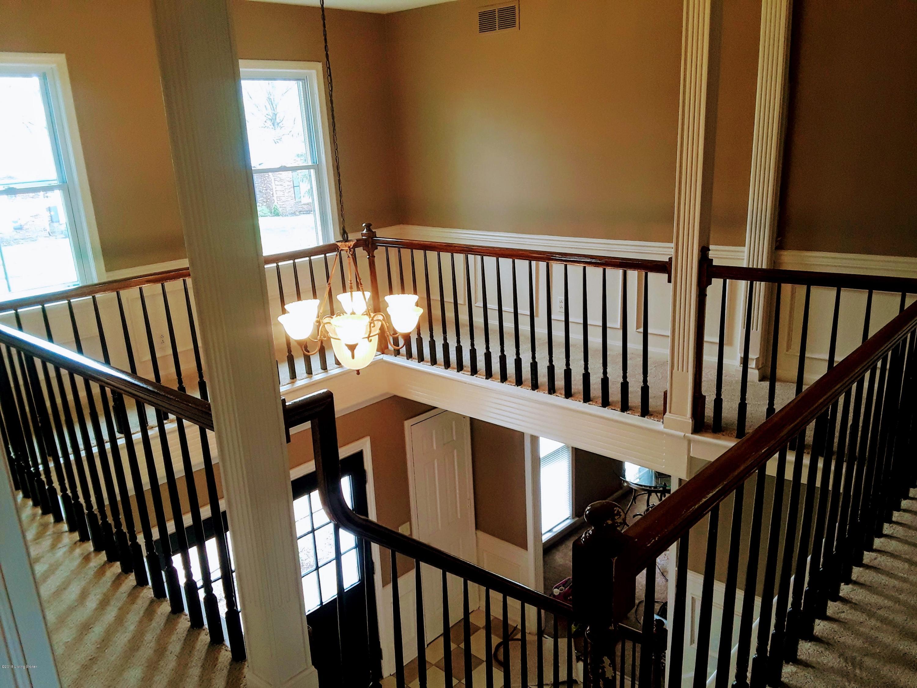 5909 Apache Road Louisville, KY 40207 - Photo 14 of 36 20180416_163850