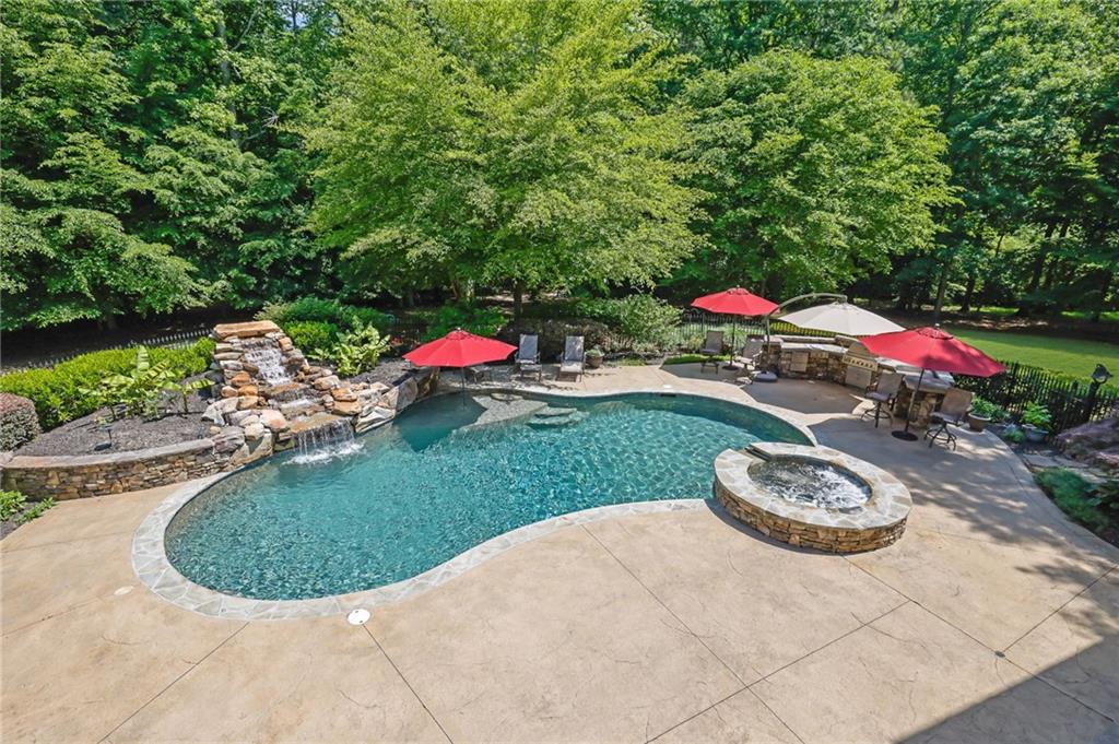 300 Edwards Brook Lane Canton, GA 30115 - Photo 7 of 79