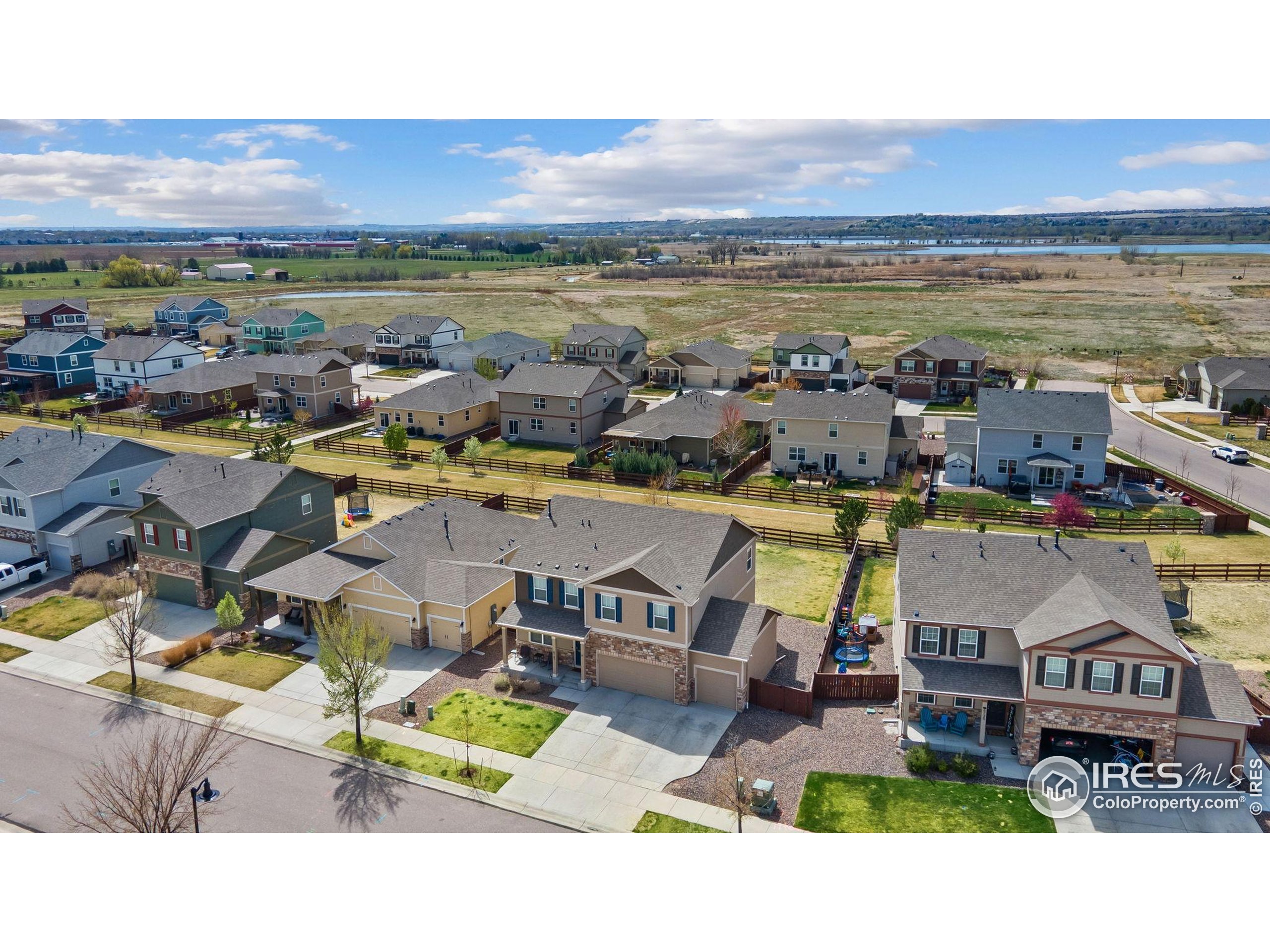 6747 Grainery Road Timnath, CO 80547 - Photo 38 of 42 a view of a city with an ocean