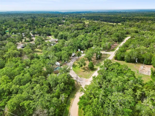 $400,000 | 108 Deer Trail Road, Somerville, TX 77879