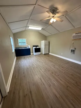 $295,000 | 108 Deer Trail Road, Somerville, TX 77879