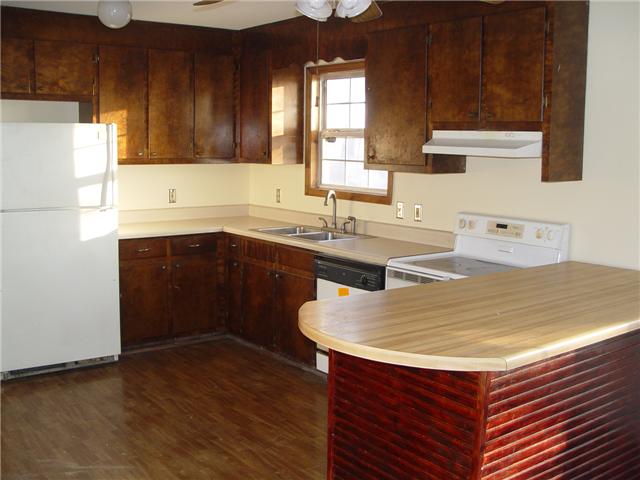 940 Annie Wade Road Pulaski, TN 38478 - Photo 2 of 8 Gallery Image 2