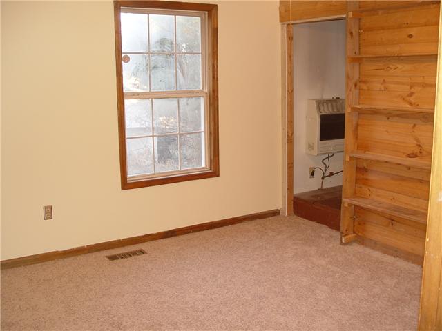 940 Annie Wade Road Pulaski, TN 38478 - Photo 4 of 8 Gallery Image 4