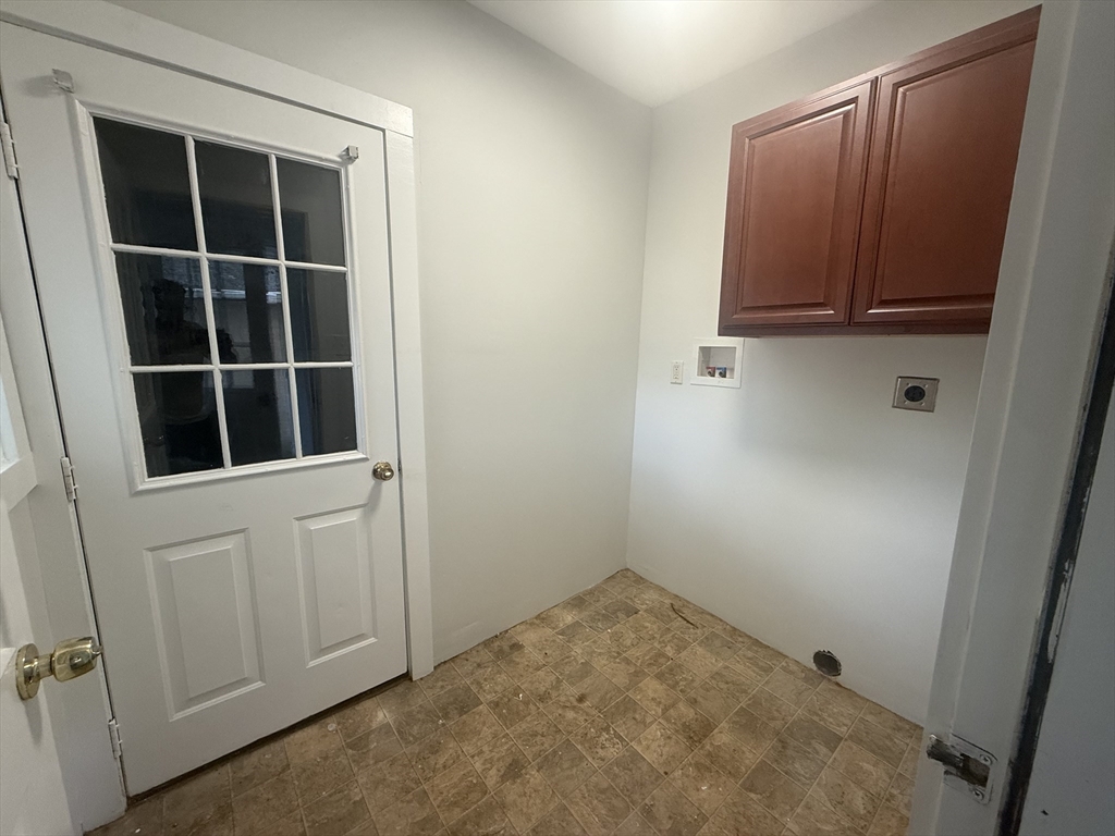 3 Mill Street Shirley, MA 01464 - Photo 26 of 27 an empty room with windows