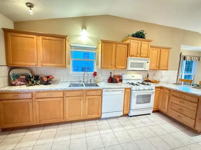 $350,000 | 1791 North Hartstrait Road, Bloomington, IN 47404