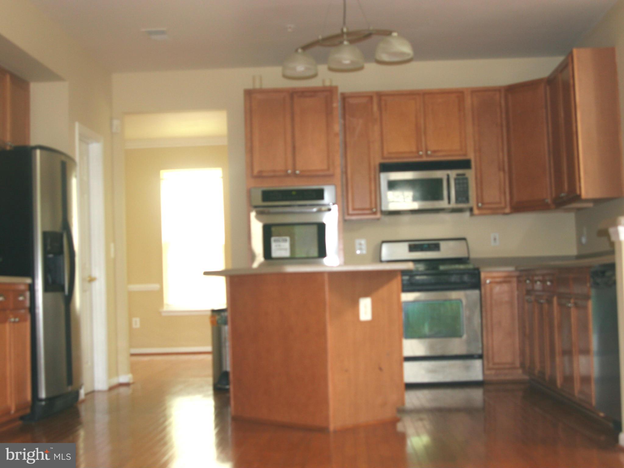 11202 Old York Road Bowie, MD 20721 - Photo 2 of 7 Kitchen