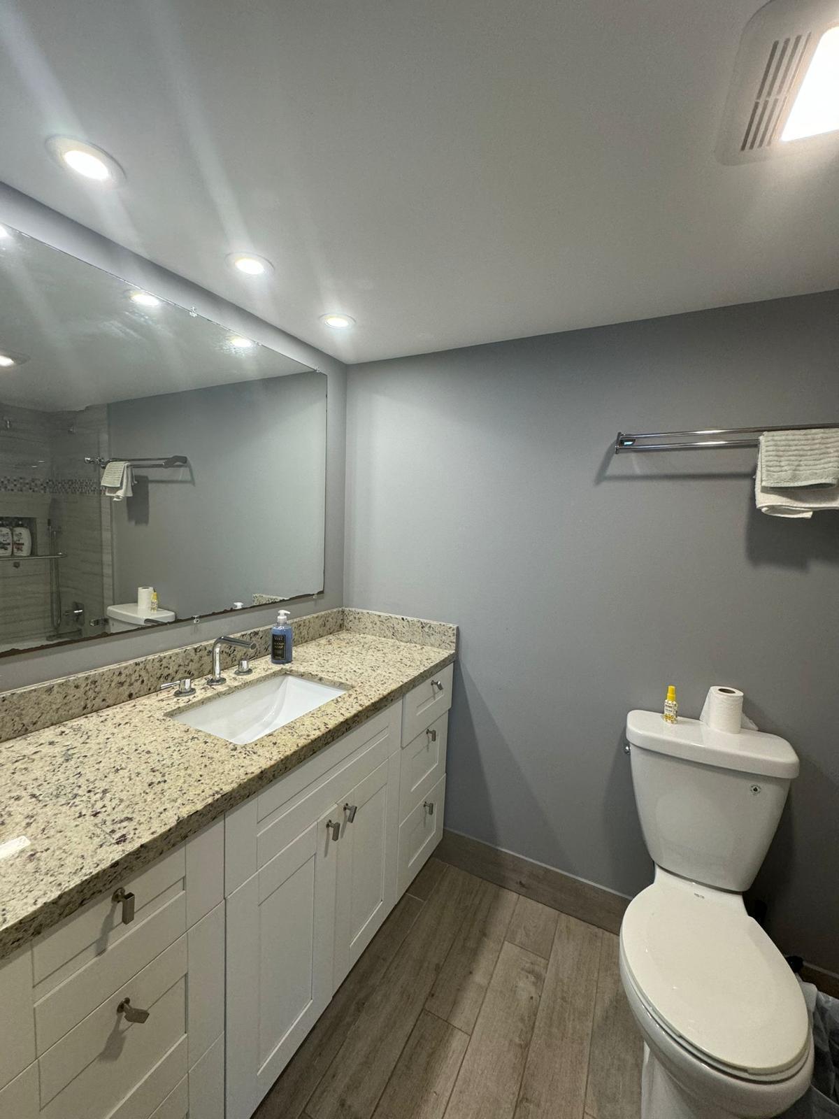 6161 Northwest 2nd Avenue, Unit FURNISHED Boca Raton, FL 33487 - Photo 12 of 22 WhatsApp Image 2025-04-01 at 16.28.43 (5