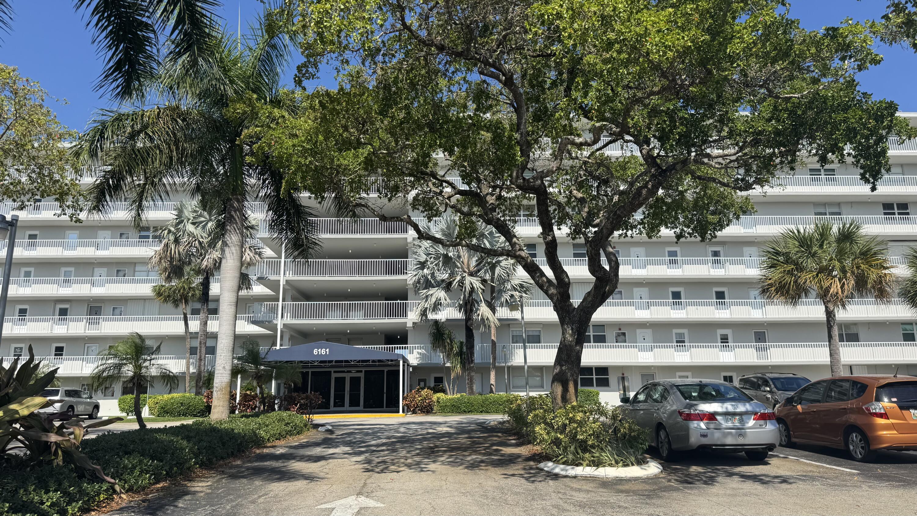 6161 Northwest 2nd Avenue, Unit FURNISHED Boca Raton, FL 33487 - Photo 17 of 22 IMG_7076