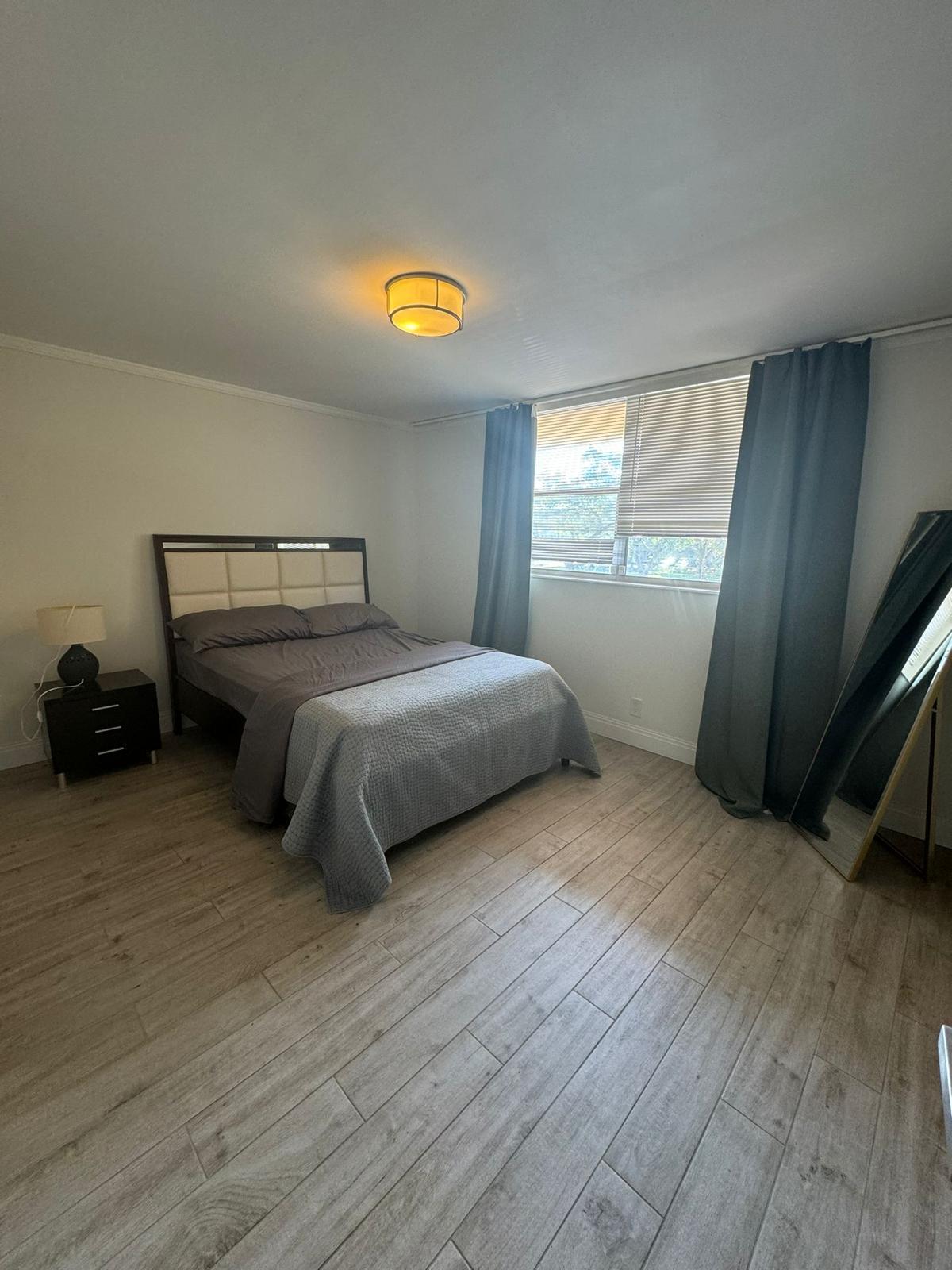 6161 Northwest 2nd Avenue, Unit FURNISHED Boca Raton, FL 33487 - Photo 6 of 22 WhatsApp Image 2025-04-01 at 16.28.43 (1