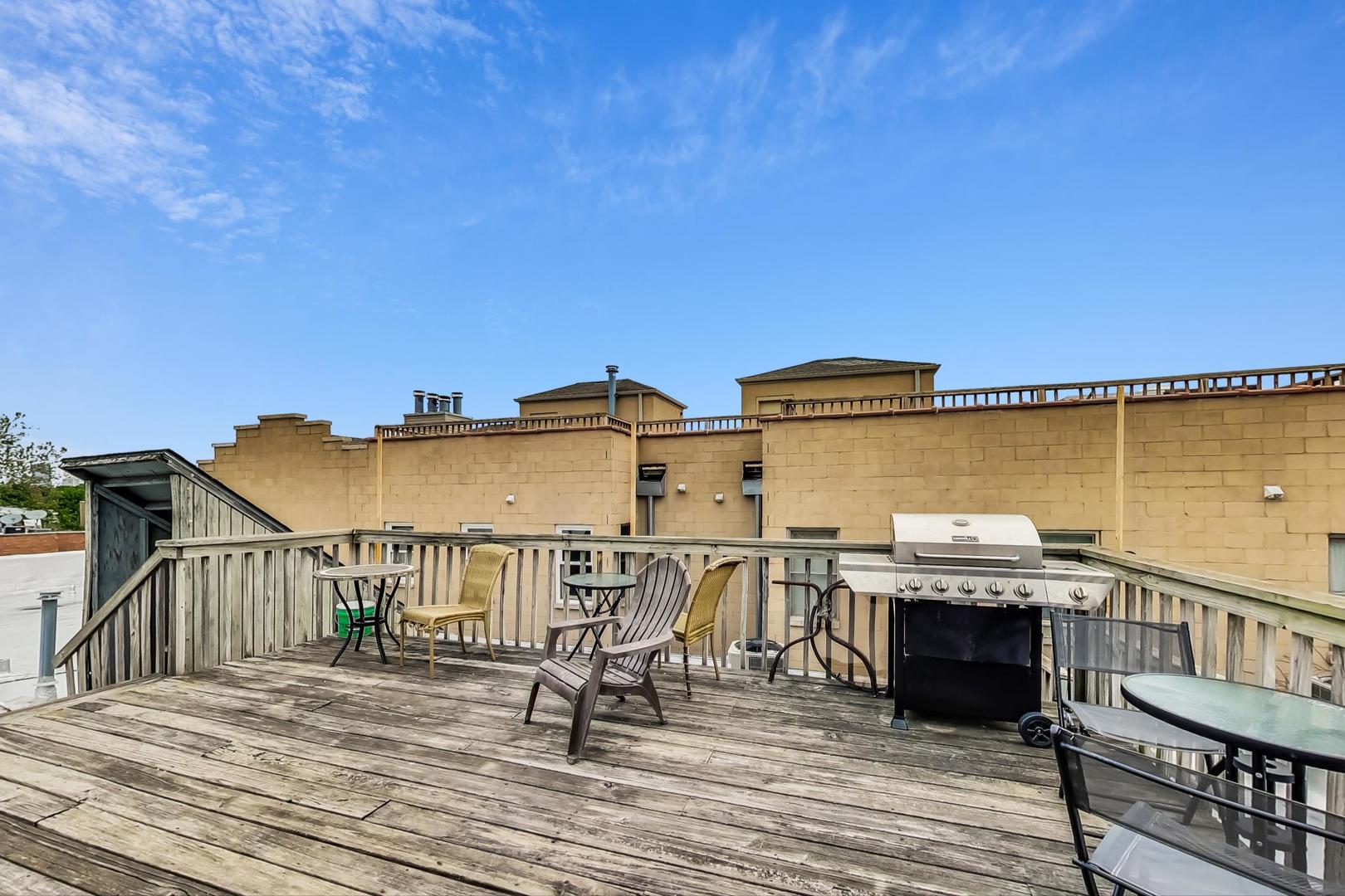 1479 West Irving Park Road, Unit 1A Chicago, IL 60613 - Photo 12 of 25