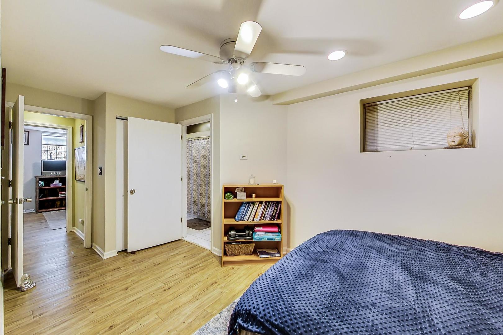 1479 West Irving Park Road, Unit 1A Chicago, IL 60613 - Photo 20 of 25