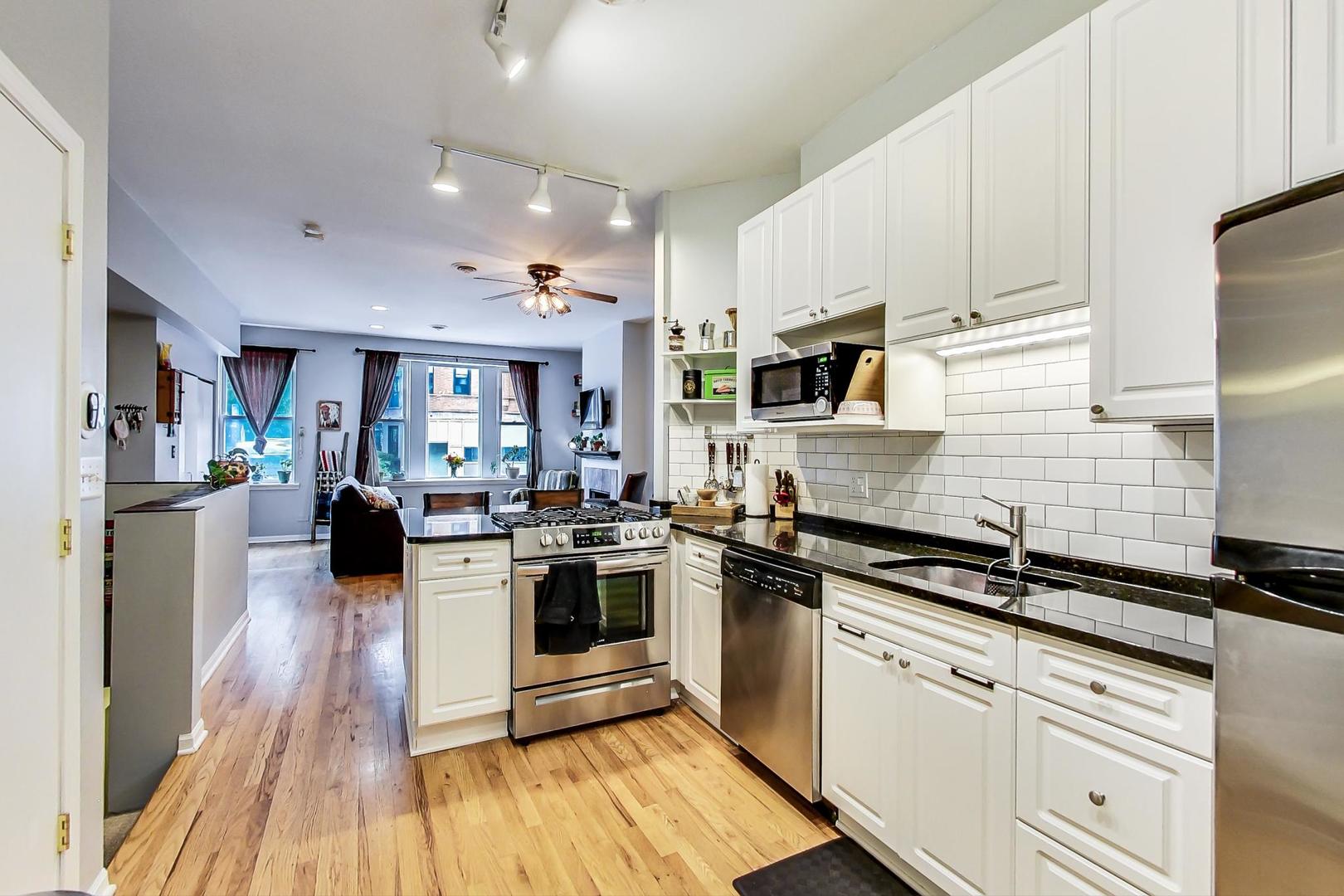 1479 West Irving Park Road, Unit 1A Chicago, IL 60613 - Photo 9 of 25
