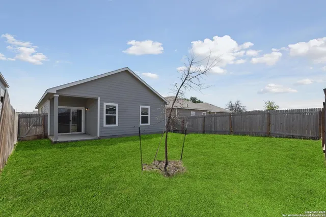 $1,675 | 5015 Cassiopeia, San Antonio, TX 78245