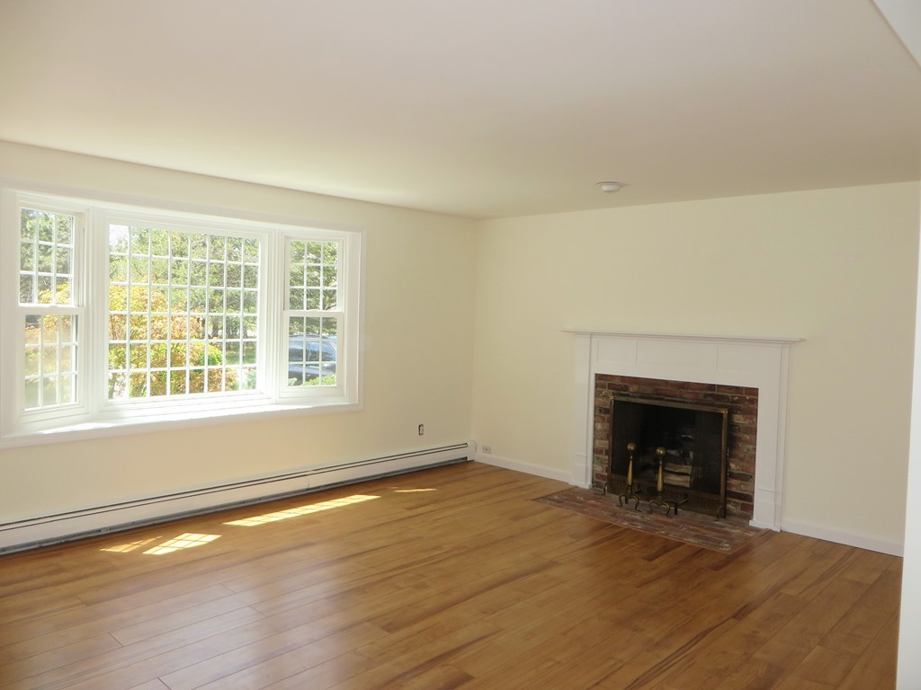 2 Robert Road Harwich, MA 02645 - Photo 3 of 11 Gallery Image 3