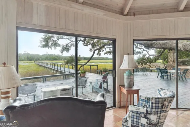 $2,100,000 | 160 Hampton Point Drive, St. Simons Island, GA 31522