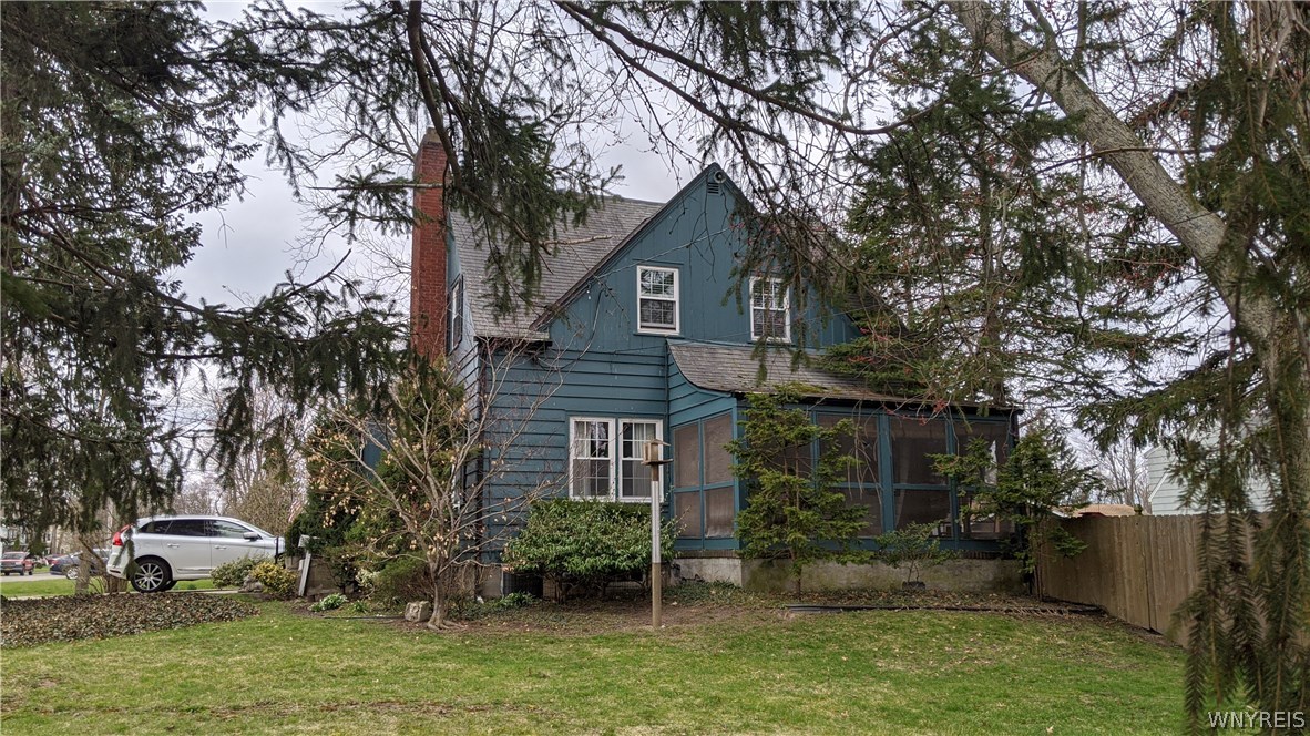 9348 Champlain Avenue Niagara Falls, NY 14304 - Photo 33 of 34