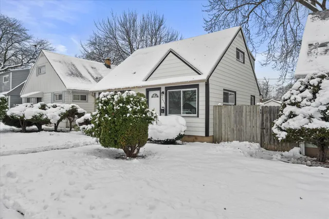 $209,900 | 4655 North 20th Street, Milwaukee, WI 53209
