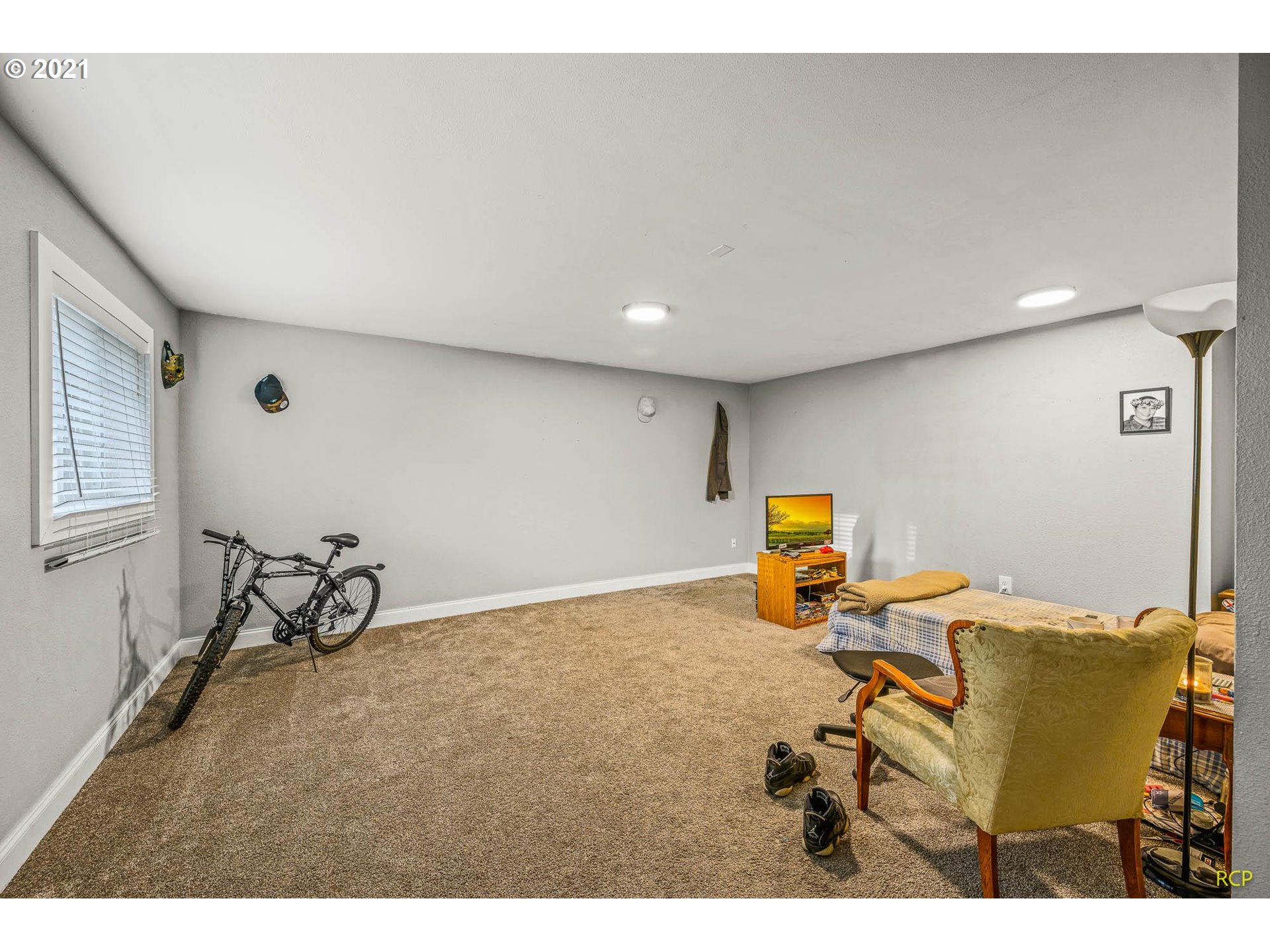 6732 Southeast Telford Road Gresham, OR 97080 - Photo 15 of 27 a room with gym equipment and a window