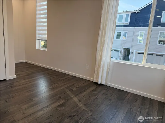 $3,200 | 3217 148th Street Southwest, Unit B1, Lynnwood, WA 98087