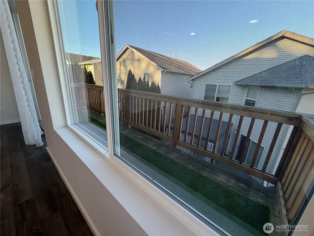 $3,200 | 3217 148th Street Southwest, Unit B1, Lynnwood, WA 98087