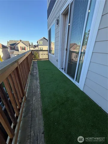 $3,200 | 3217 148th Street Southwest, Unit B1, Lynnwood, WA 98087