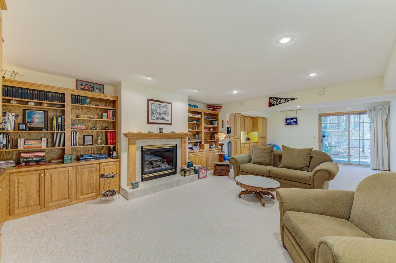 375 Southern Pacific Road Hudson, WI 54016 - Photo 23 of 37