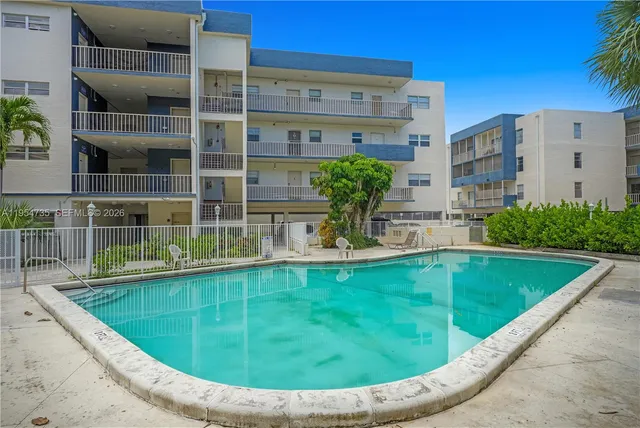 $529,000 | 16750 Northeast 10th Avenue, Unit 314/315, North Miami Beach, FL 33162