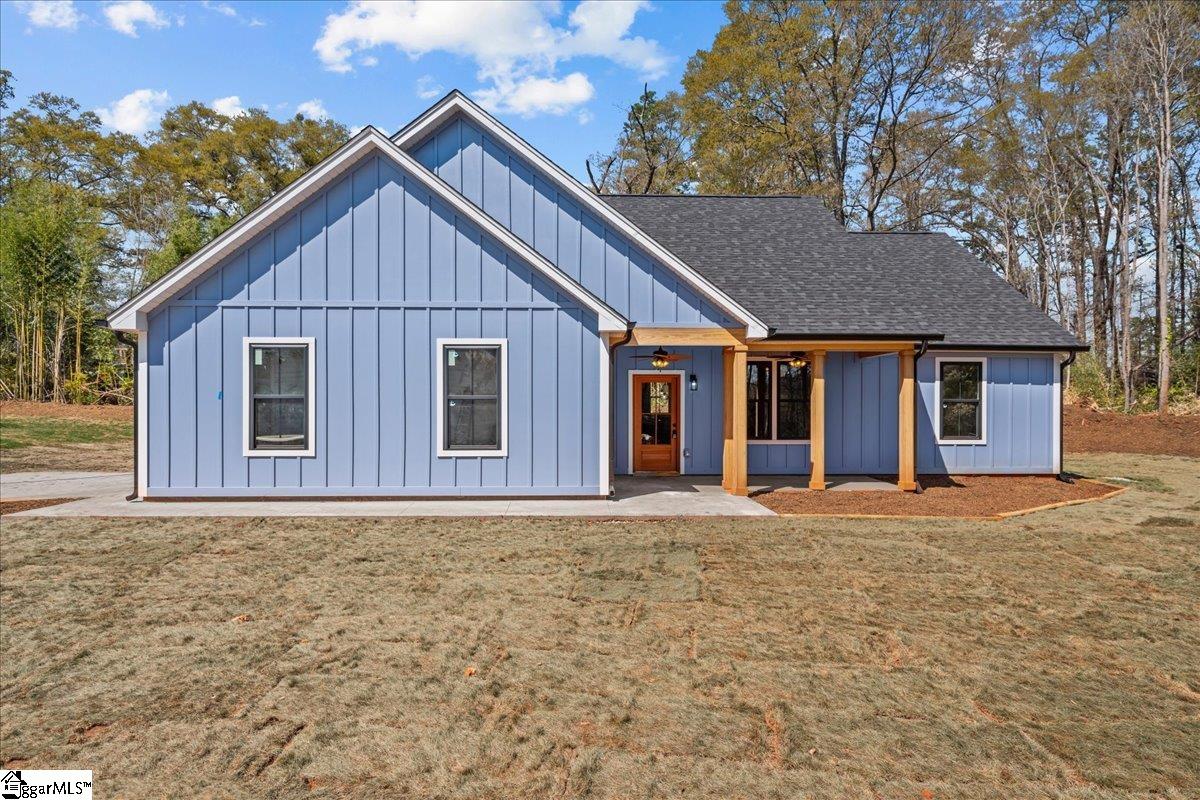 152 Duncan Chapel Road Greenville, SC 29617 - Photo 1 of 20 Gallery Image 1