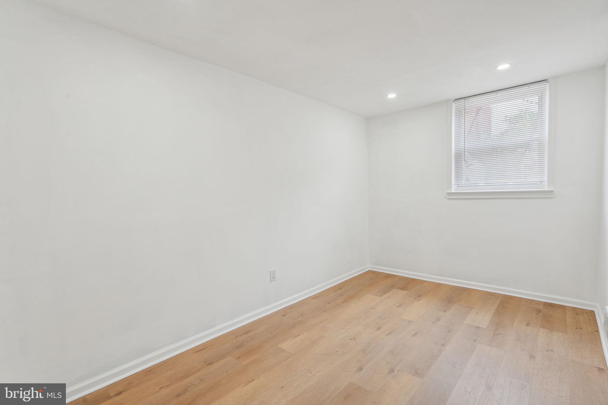 6901 Valley Avenue, Unit D1 Philadelphia, PA 19128 - Photo 17 of 19 a view of empty room