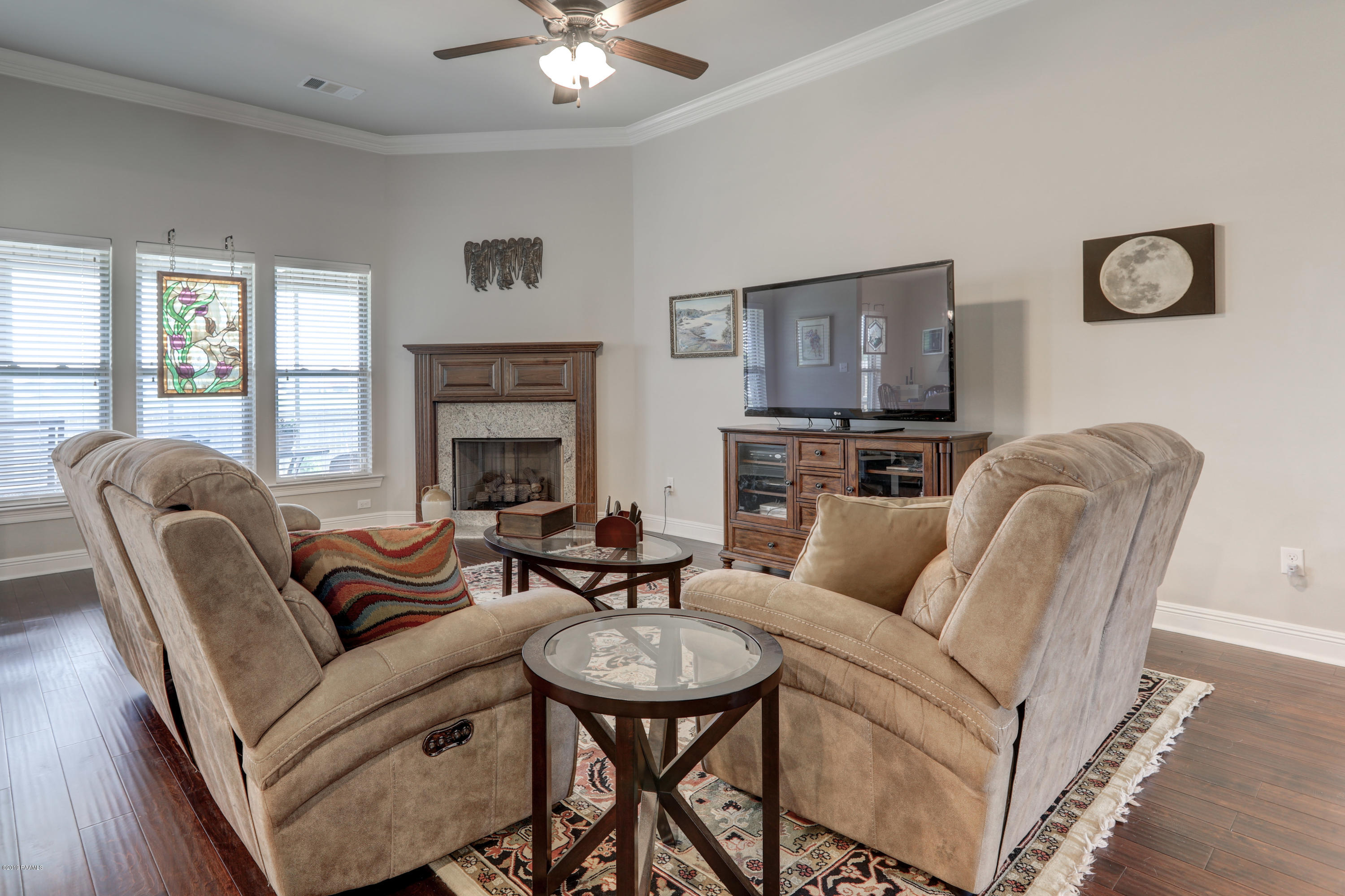 308 Claystone Road Youngsville, LA 70592 - Photo 5 of 33 Gallery Image 5