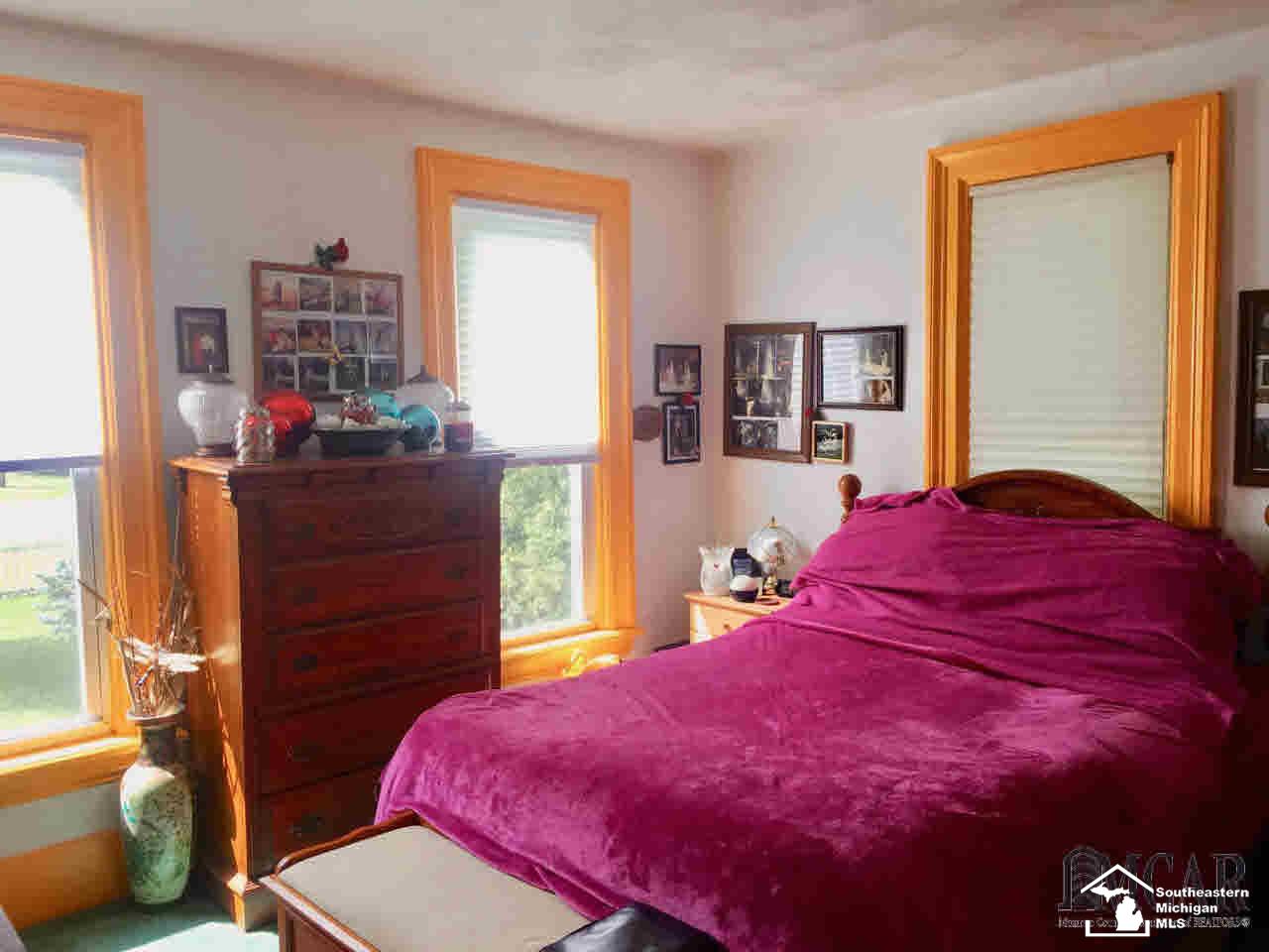 1348 West Temperance Road Temperance, MI 48182 - Photo 25 of 31 21360740-24.JPG