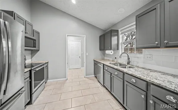 $349,000 | 821 Cambridge Drive, Rolla, MO 65401