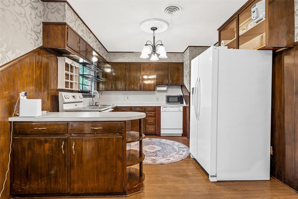 1207 North 65th Street Waco, TX 76710 - Photo 6 of 17