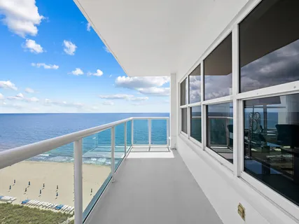 $899,000 | 3550 Galt Ocean Drive, Unit 1011, Fort Lauderdale, FL 33308