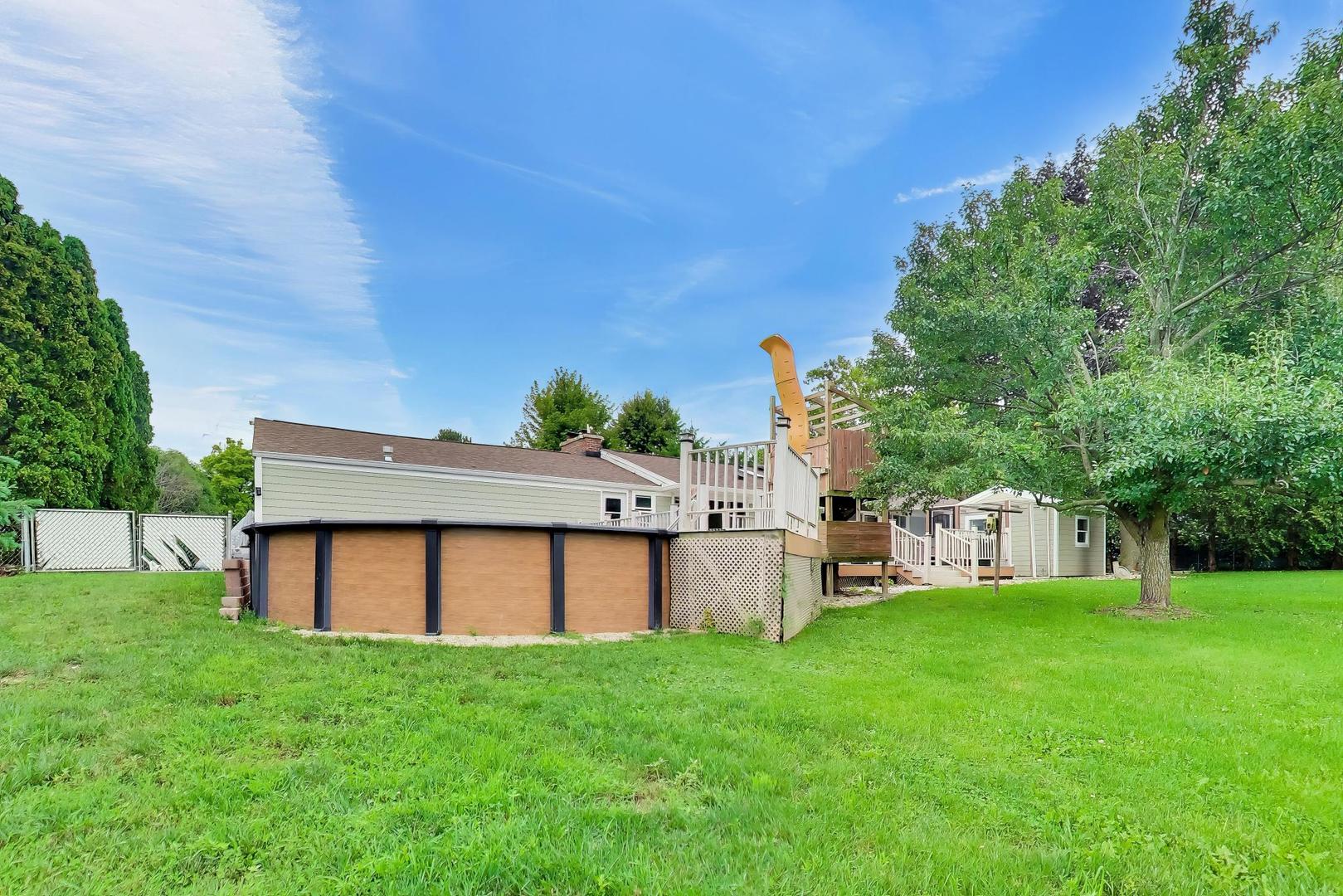 2940 Valley View Road Gurnee, IL 60031 - Photo 8 of 51 Gallery Image 8