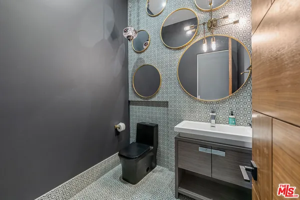 $33,000 | 3712 Broadlawn Drive, Los Angeles, CA 90068