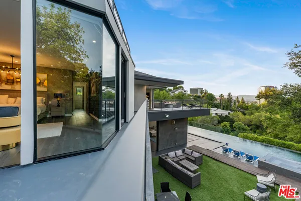 $33,000 | 3712 Broadlawn Drive, Los Angeles, CA 90068