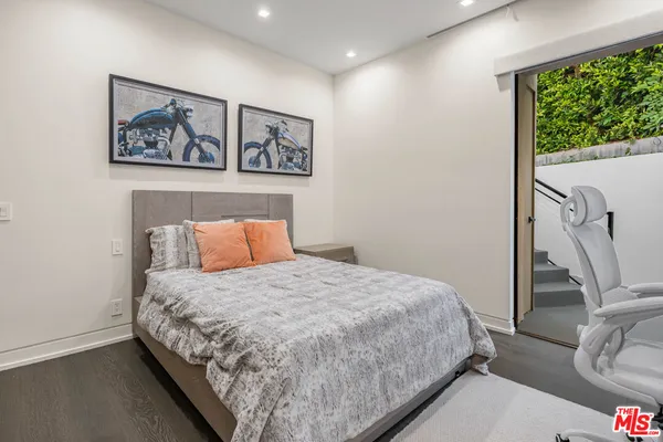 $33,000 | 3712 Broadlawn Drive, Los Angeles, CA 90068