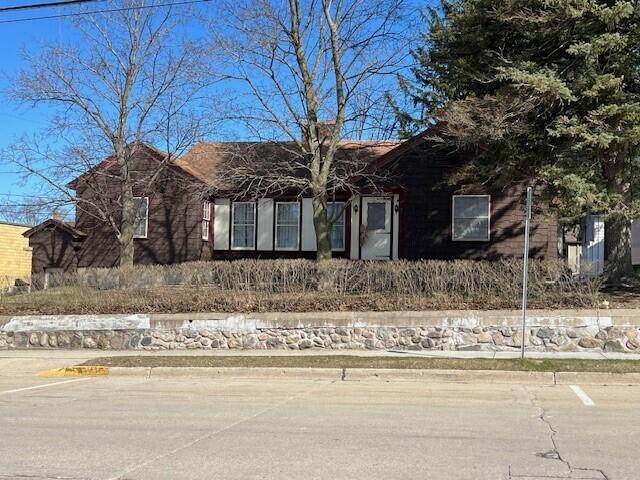 220 South State Street Hart, MI 49420 - Photo 1 of 10 5