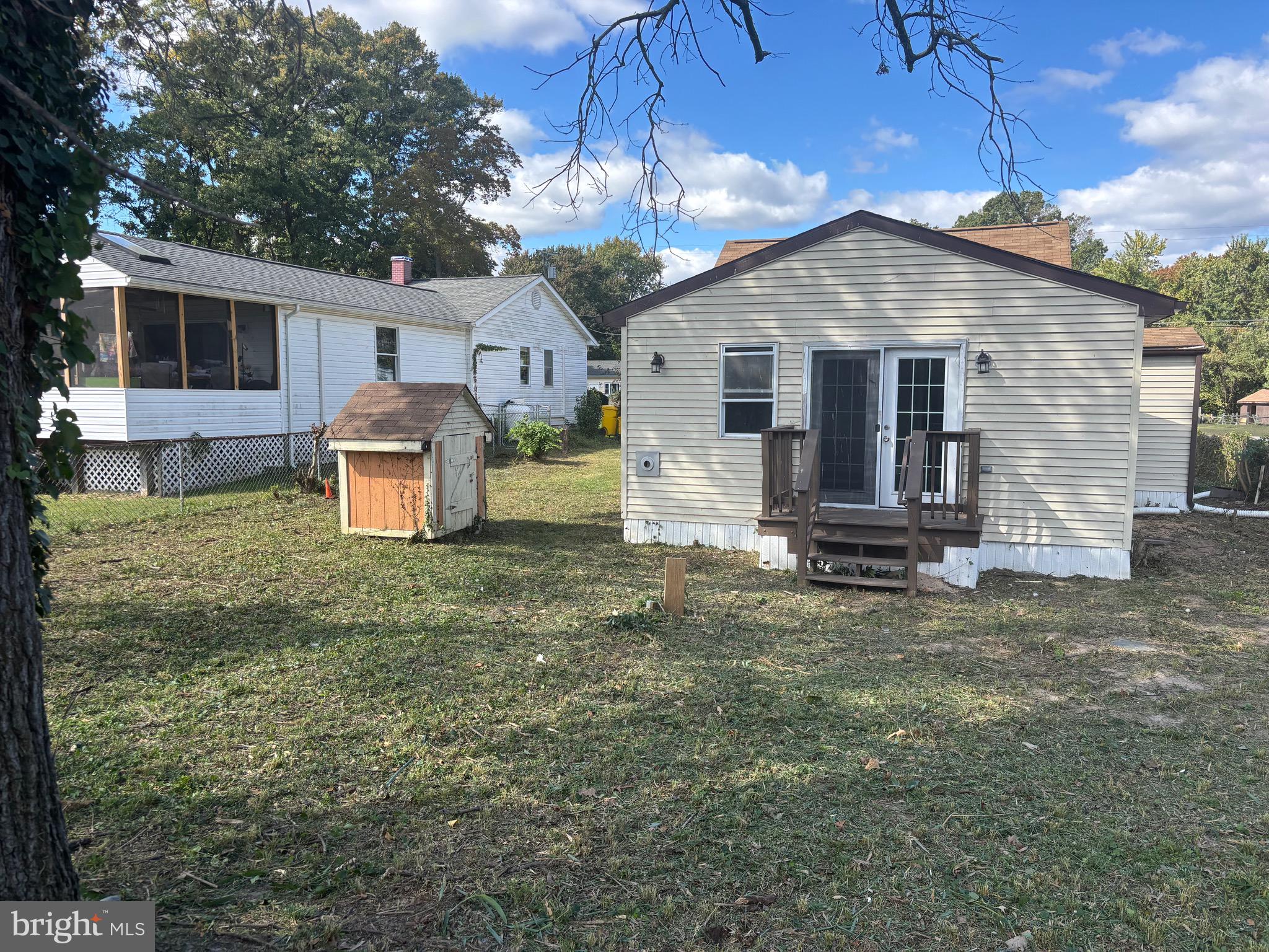 7611 Paradise Beach Road Pasadena, MD 21122 - Photo 6 of 11 Gallery Image 6