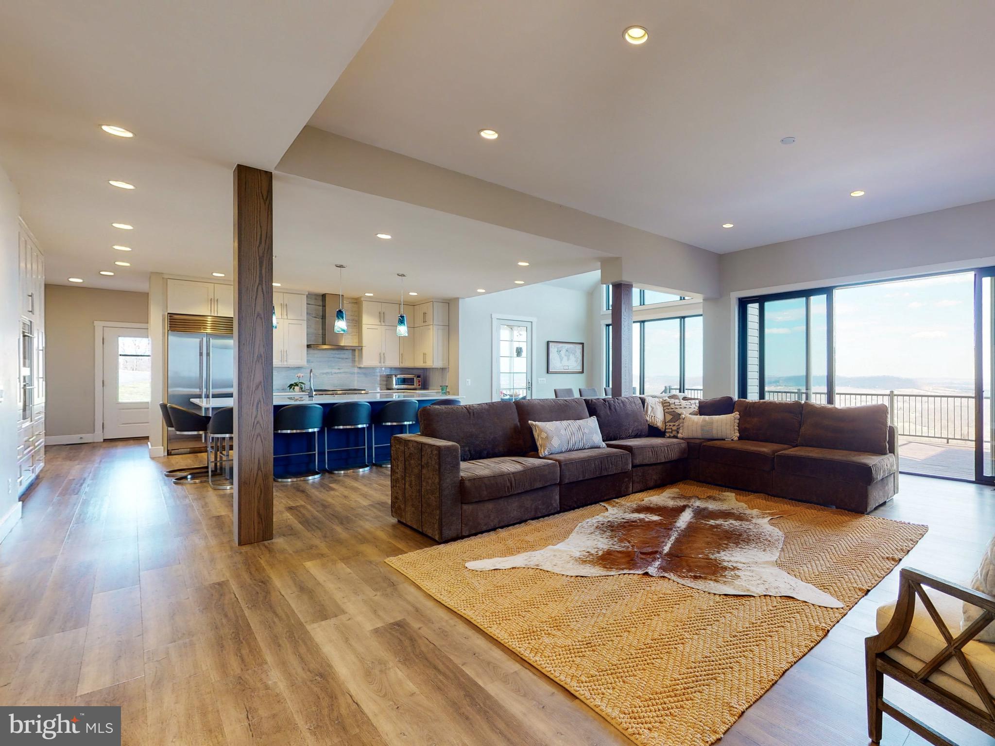 35059 Sunny Ridge Road Round Hill, VA 20141 - Photo 17 of 78 Open concept