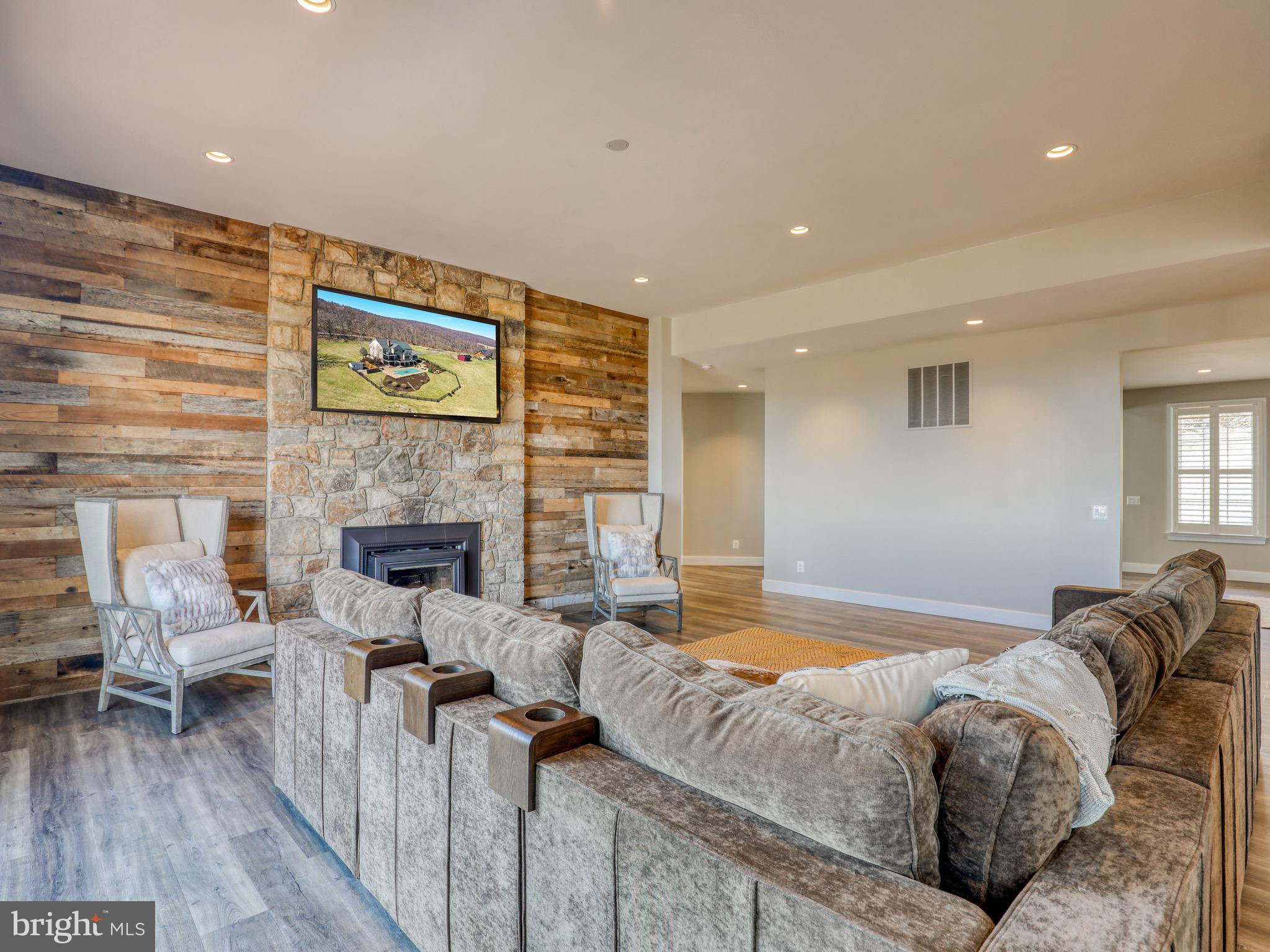35059 Sunny Ridge Road Round Hill, VA 20141 - Photo 18 of 78 Family Room, wood fireplace