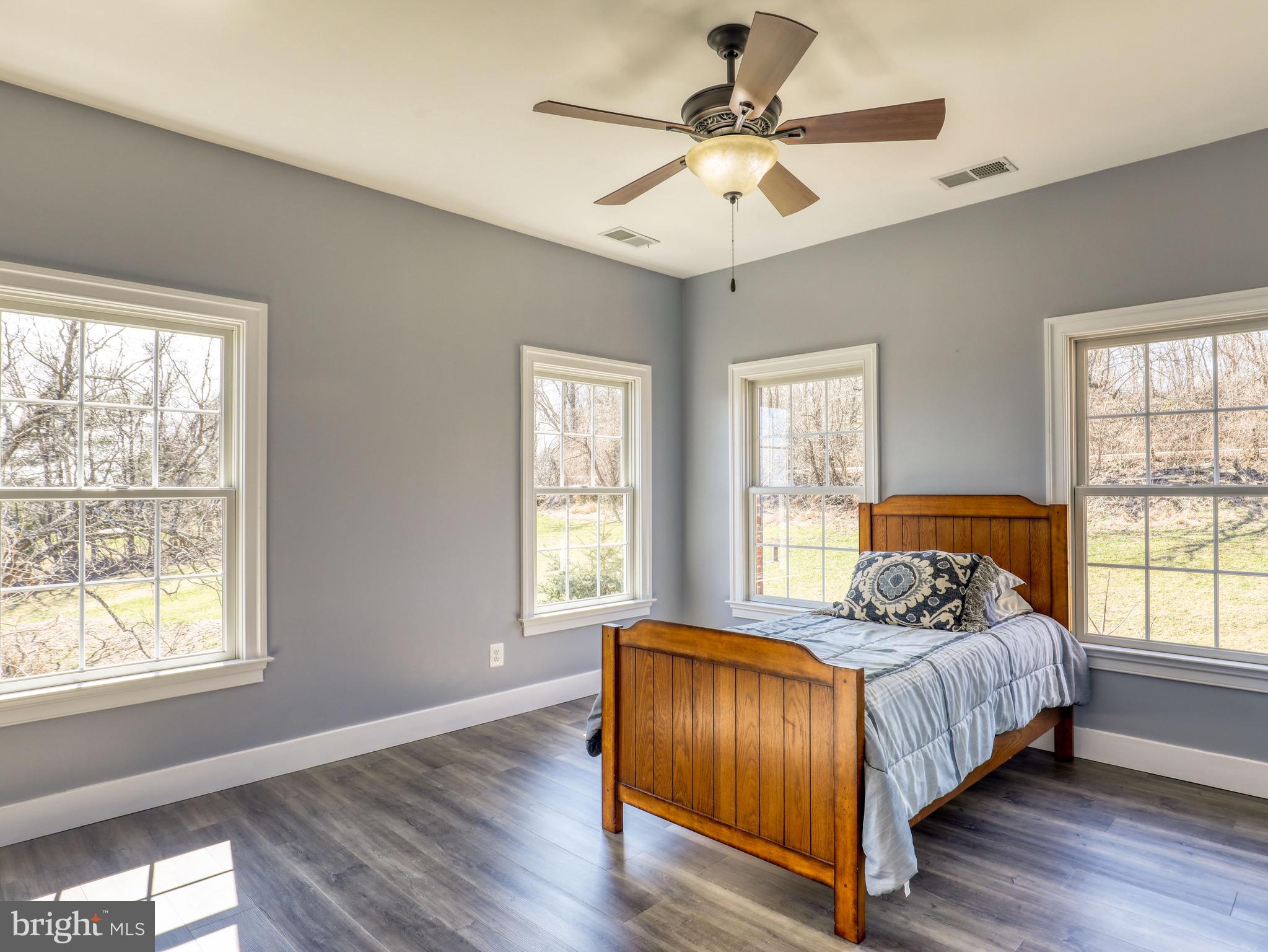 35059 Sunny Ridge Road Round Hill, VA 20141 - Photo 33 of 78 Bedroom 4