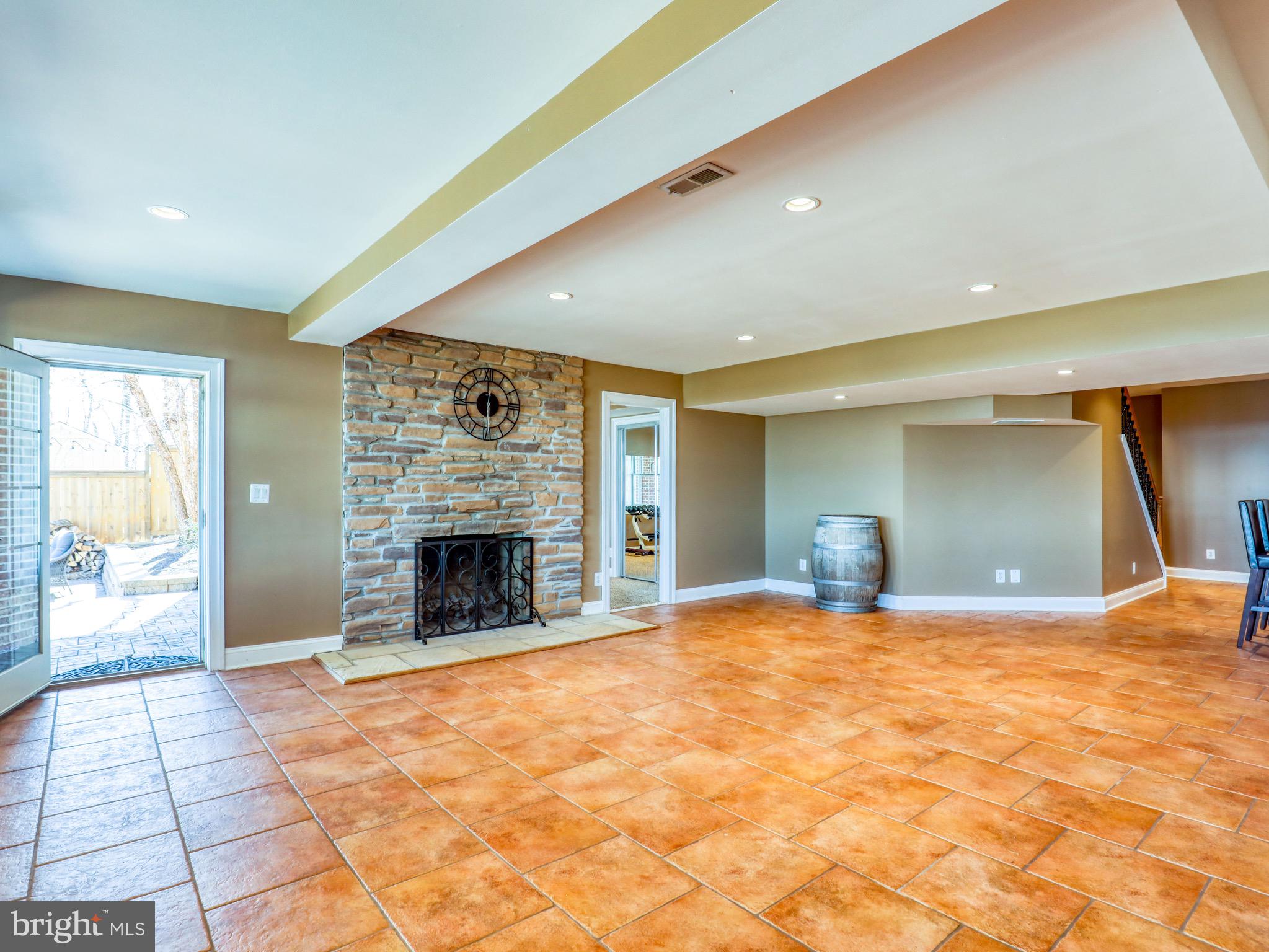 35059 Sunny Ridge Road Round Hill, VA 20141 - Photo 36 of 78 Woodburning fireplace