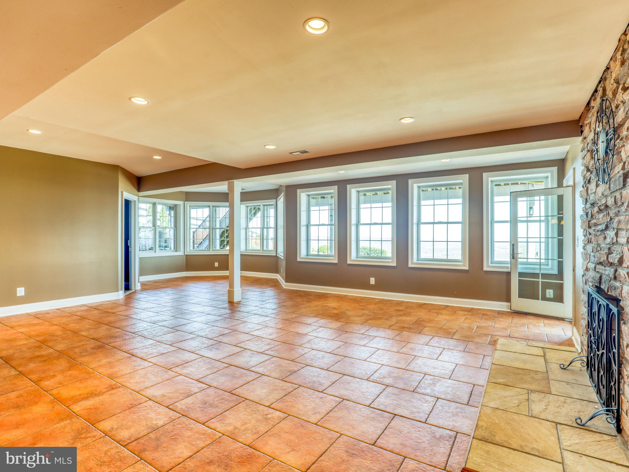 35059 Sunny Ridge Road Round Hill, VA 20141 - Photo 39 of 78 Recreation Room