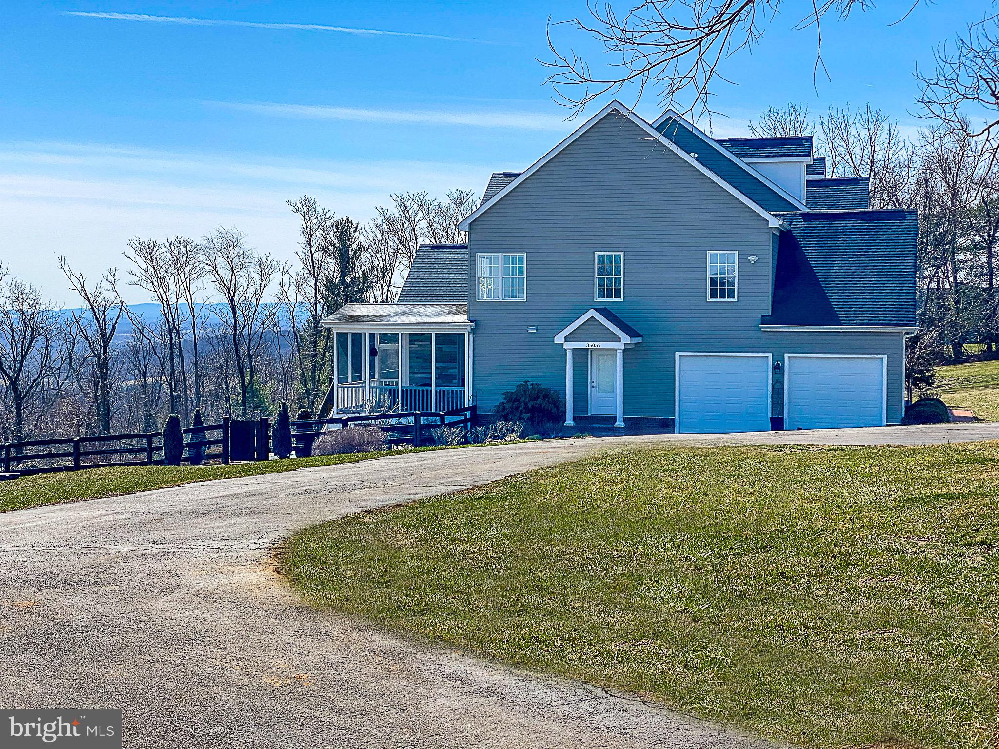 35059 Sunny Ridge Road Round Hill, VA 20141 - Photo 76 of 78 Side elevation