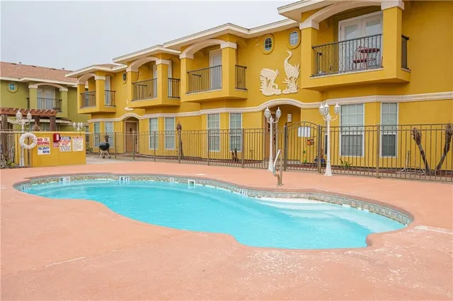 $199,900 | 15438 Seamount Cay Court, Unit 103, Corpus Christi, TX 78418